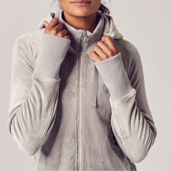 Athleta Tops - Athleta Triumph Hoodie In Double Cozy Karma in Norwegian Grey